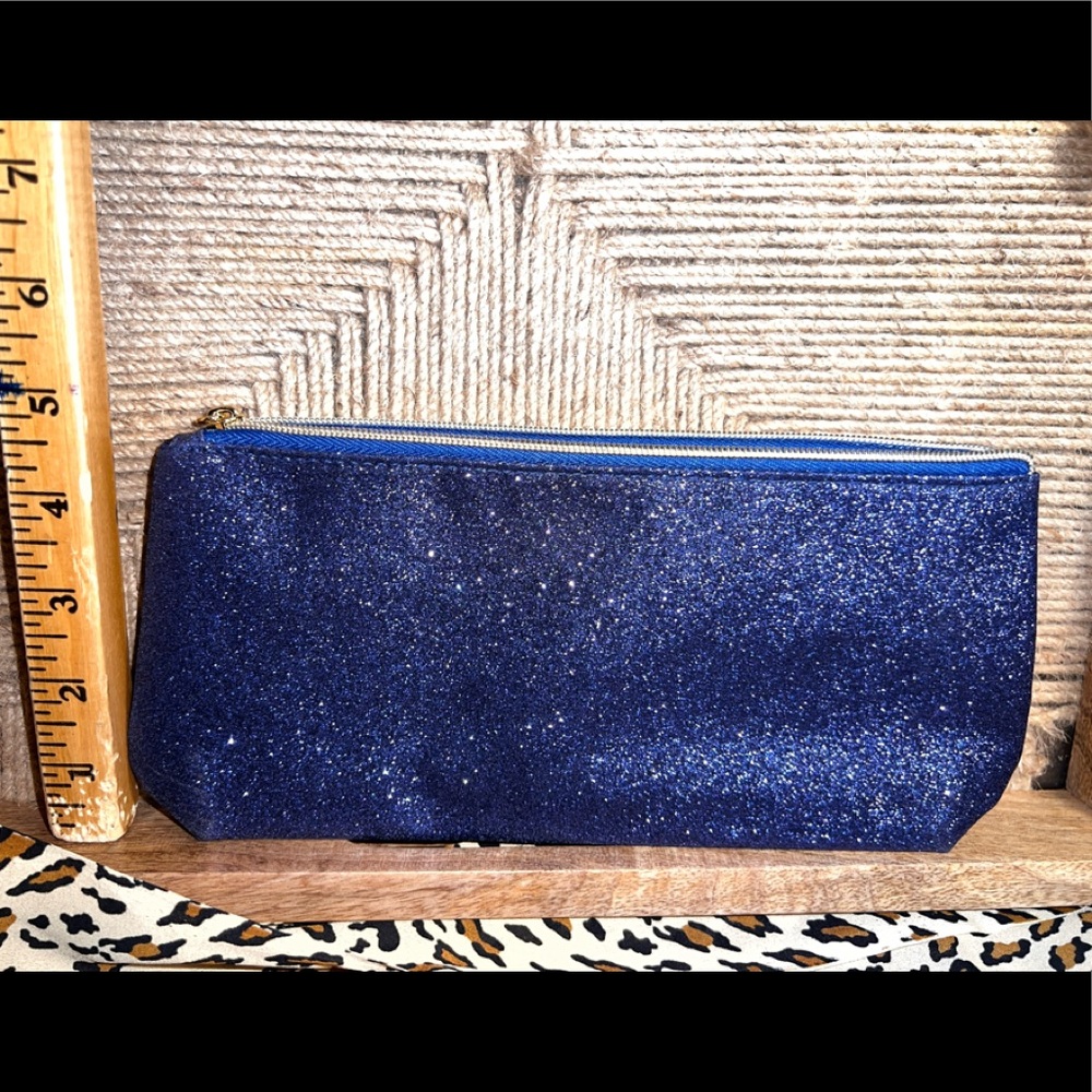 Lancôme Paris Cosmetic Bag